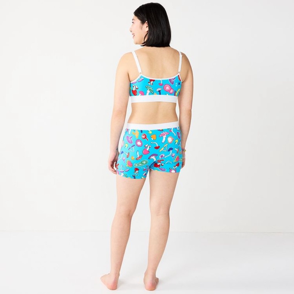 Colorful Women's Intimates Set - Picture 2 of 3